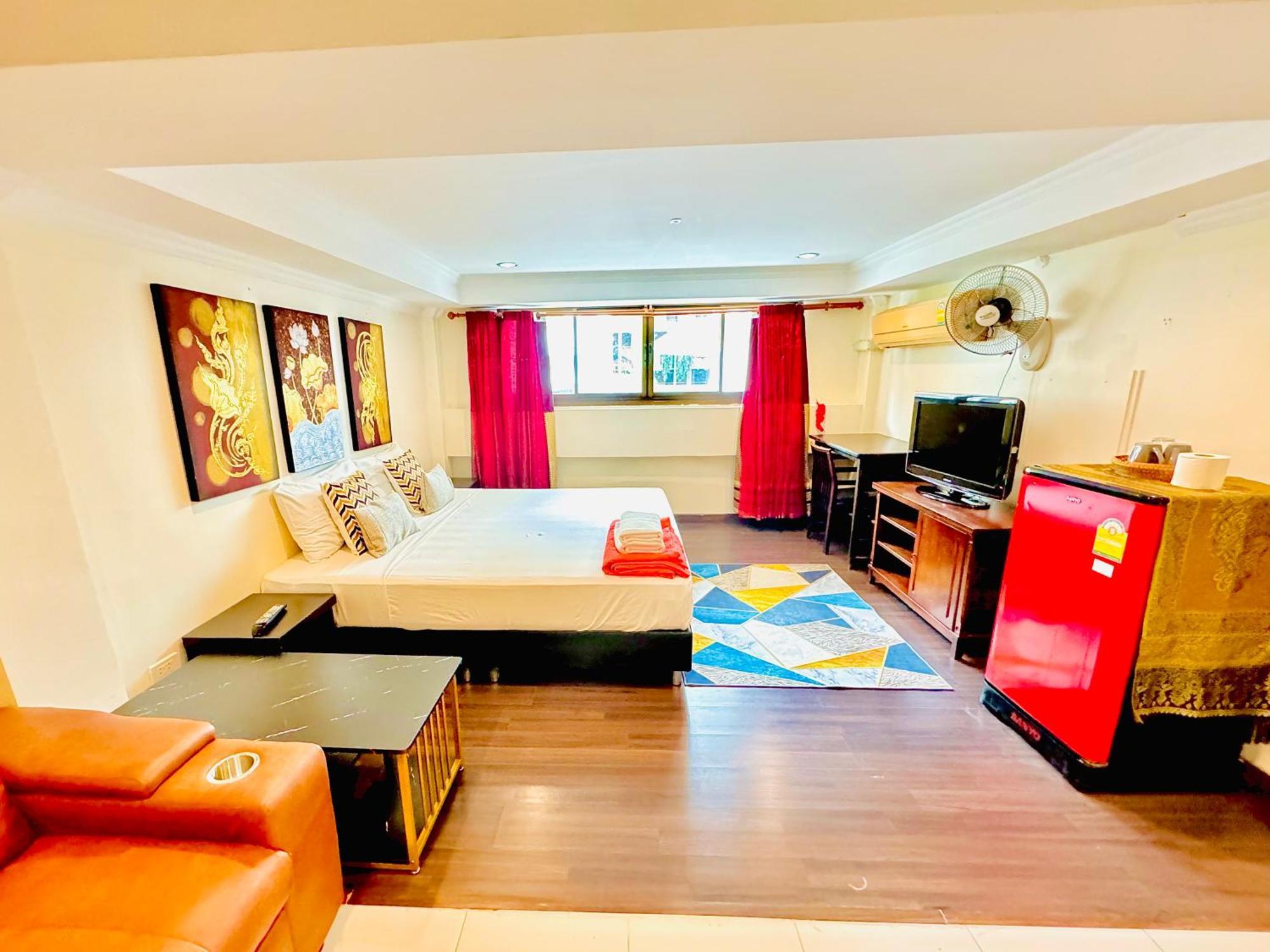 Hotell Sky Silk Decoration House